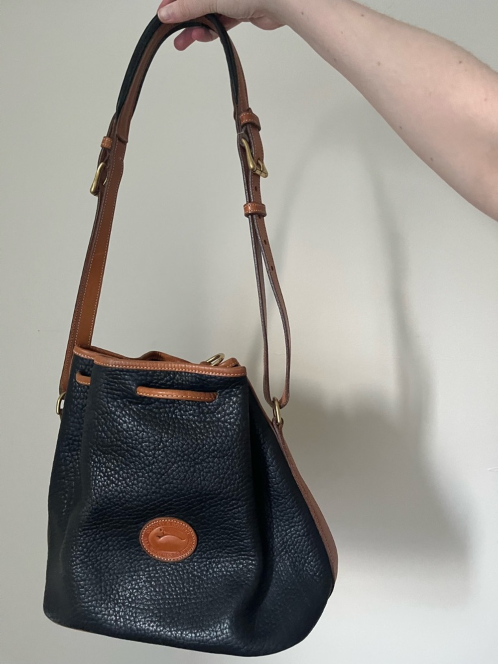 Vintage lot of Coach, Brahmin, & Dooney leather purses - Picture 14 of 16